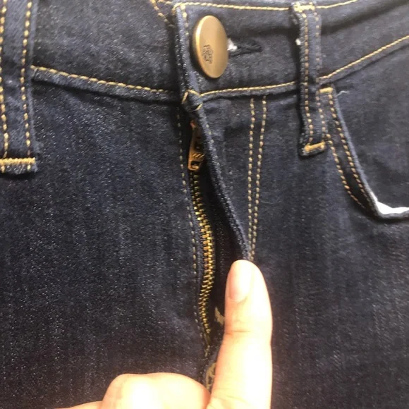 Rock & Republic Kashmiere Legging Dark Wash - Picture 3 of 11